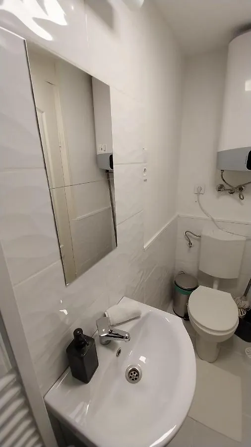 Apartmán Hi-Bp Garden City Batsanyi Tiny House Near The City Train With Free Parking Budapešť Maďarsko