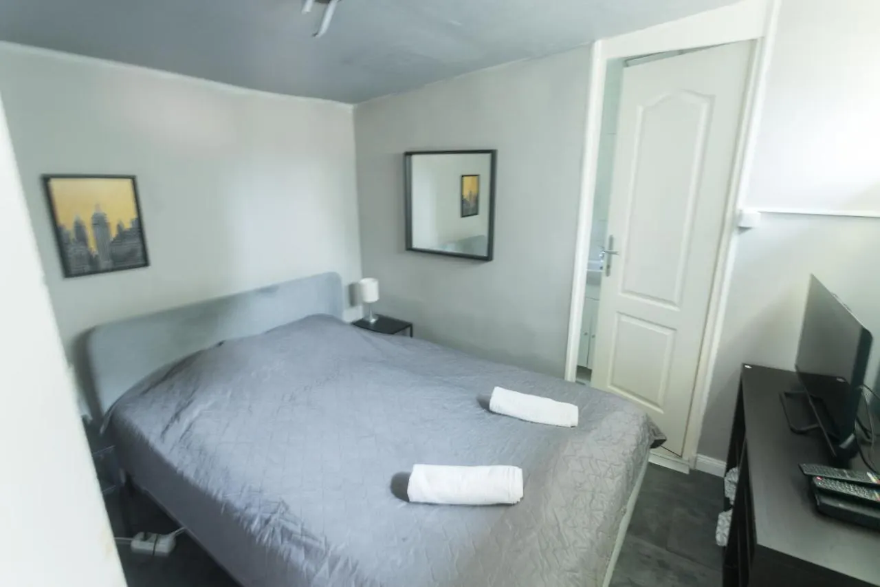 Hi-Bp Garden City Batsanyi Tiny House Near The City Train With Free Parking Budapešť 0*,